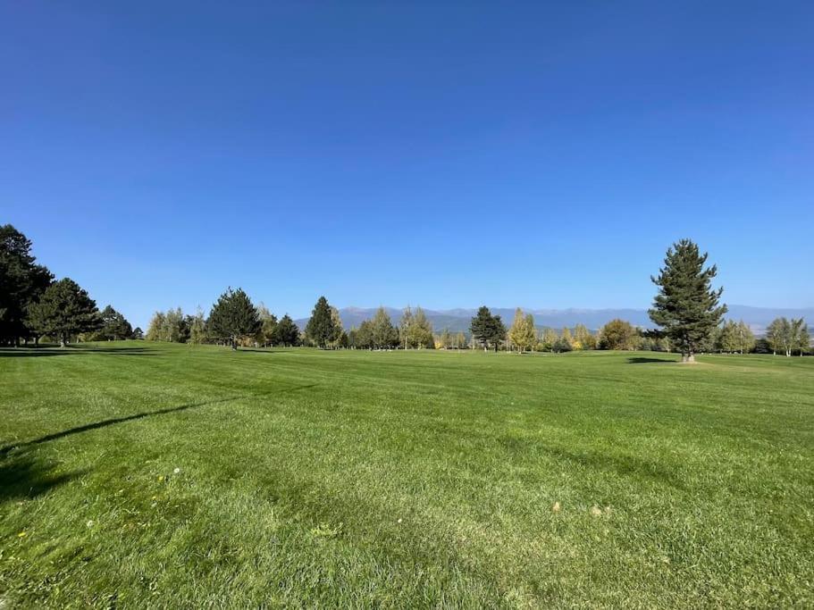 Pirin Golf Mountain View Retreat Apartment Razlog Bagian luar foto